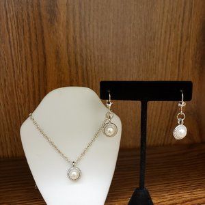 necklace & earrings
